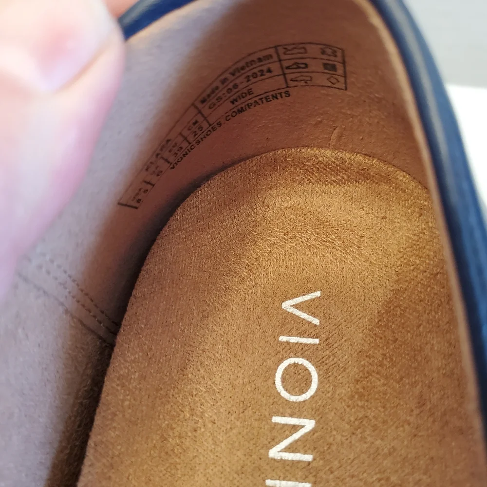 Vionic Klara Leather Navy Blue Ballet Flats, Size 8.5 Wide - Picture 11 of 12